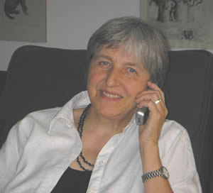 Edith Thomalla - Beratung am Telefon