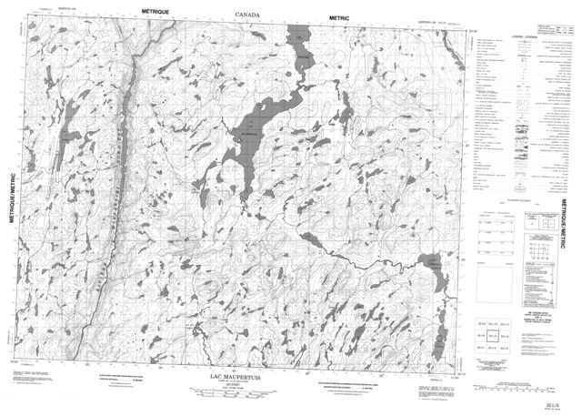 Lac Maupertuis Topographic Paper Map 022L05 at 1:50,000 scale