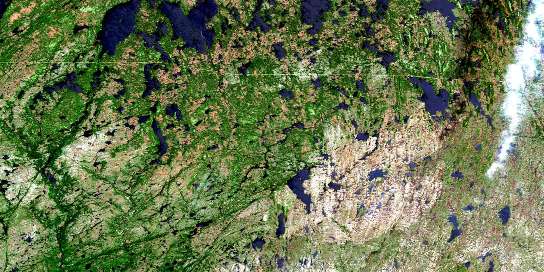Hungry Grove Pond Satellite Map 001M14 at 1:50,000 scale - National Topographic System of Canada (NTS) - Orthophoto