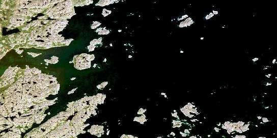 Air photo: Napatalik Island Satellite Image map 013N09 at 1:50,000 Scale