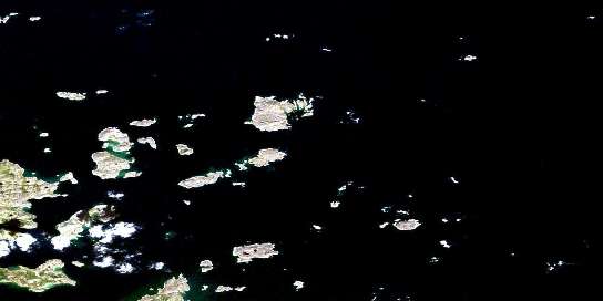 Air photo: Spracklins Island Satellite Image map 014C02 at 1:50,000 Scale