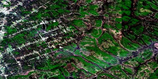 Air photo: Saint-Zacharie Satellite Image map 021L01 at 1:50,000 Scale