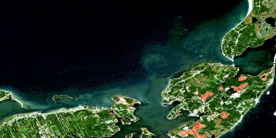 Air photo: Caraquet Satellite Image map 021P15 at 1:50,000 Scale