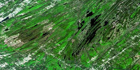 Air photo: Lac Des Baies Satellite Image map 022C02 at 1:50,000 Scale