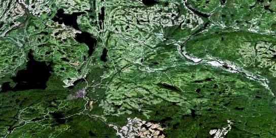 Lac Poulin-De-Courval Satellite Map 022D16 at 1:50,000 scale - National Topographic System of Canada (NTS) - Orthophoto