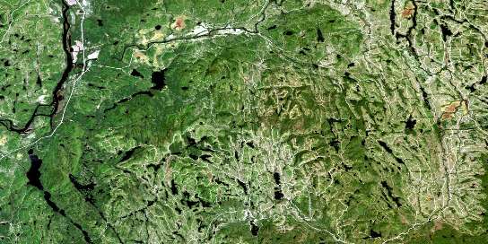 Lac Chausson Satellite Map 022E05 at 1:50,000 scale - National Topographic System of Canada (NTS) - Orthophoto