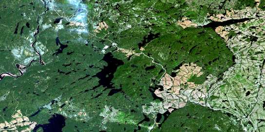 Air photo: Lac Dissimieux Satellite Image map 022F13 at 1:50,000 Scale