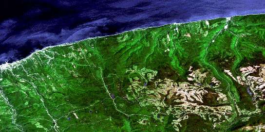 Air photo: Ste-Anne-Des-Monts Satellite Image map 022G01 at 1:50,000 Scale