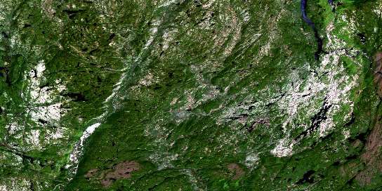 Lac A Renard Satellite Map 022I10 at 1:50,000 scale - National Topographic System of Canada (NTS) - Orthophoto