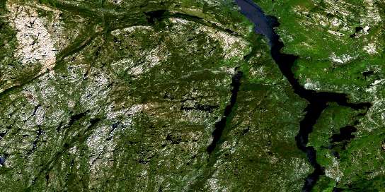 Air photo: Lac De La Mine Satellite Image map 022I15 at 1:50,000 Scale