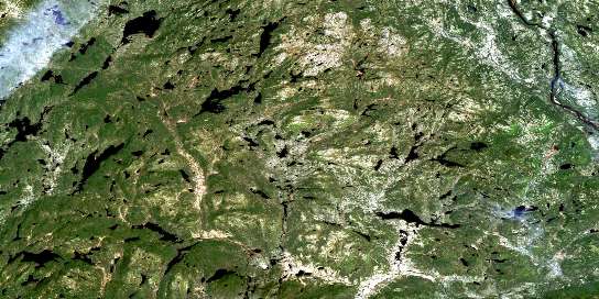 Lac Auriac Satellite Map 022K13 at 1:50,000 scale - National Topographic System of Canada (NTS) - Orthophoto