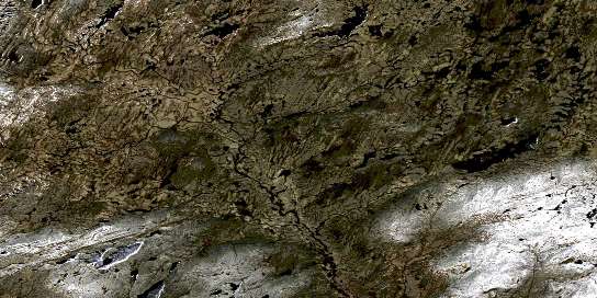 Air photo: Lac Daguilhe Satellite Image map 023D01 at 1:50,000 Scale