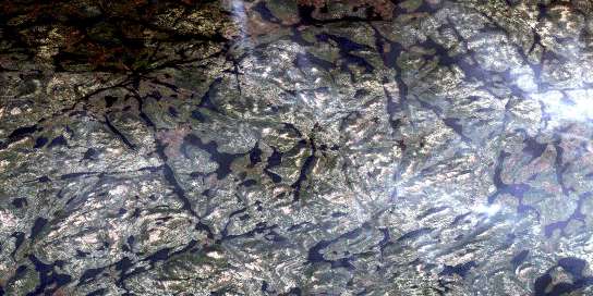 Air photo: Lac Kerbodot Satellite Image map 023G05 at 1:50,000 Scale