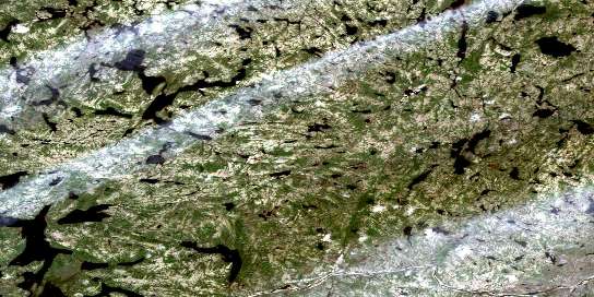 Air photo: Lac Tassigny Satellite Image map 023N04 at 1:50,000 Scale