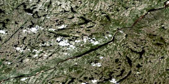 Air photo: Lac Lachaine Satellite Image map 023N07 at 1:50,000 Scale