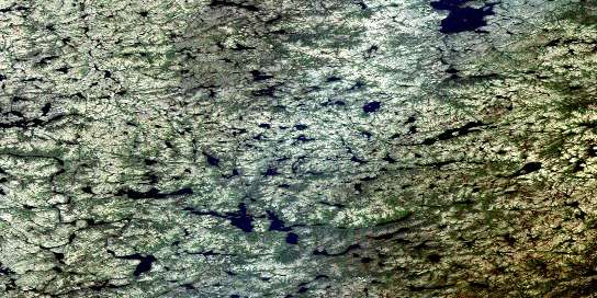 Air photo: Lac Le Boux Satellite Image map 024D12 at 1:50,000 Scale