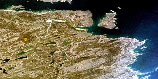 Air photo: Baie Brochant Satellite Image map 024N13 at 1:50,000 Scale