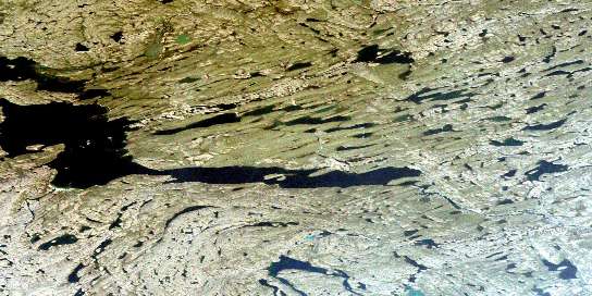 Air photo: Roberts Lake Satellite Image map 025D08 at 1:50,000 Scale