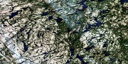 Tom Thomson Lake Satellite Map 031E10 at 1:50,000 scale - National Topographic System of Canada (NTS) - Orthophoto