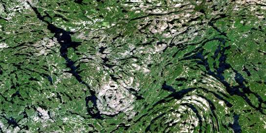 Lac Ostaboningue Satellite Map 031M02 at 1:50,000 scale - National Topographic System of Canada (NTS) - Orthophoto