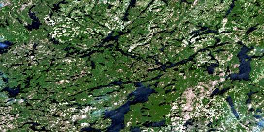 Lac Winawiash Satellite Map 031M08 at 1:50,000 scale - National Topographic System of Canada (NTS) - Orthophoto