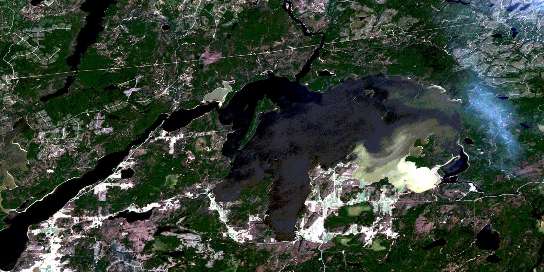 Lac Simard Satellite Map 031M10 at 1:50,000 scale - National Topographic System of Canada (NTS) - Orthophoto
