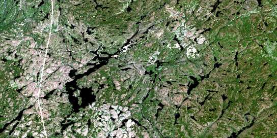 Lac-Edouard Satellite Map 031P09 at 1:50,000 scale - National Topographic System of Canada (NTS) - Orthophoto