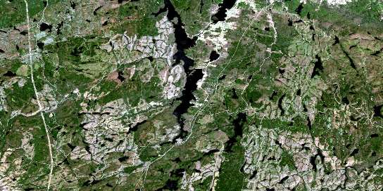 Lac Des Commissaires Satellite Map 032A01 at 1:50,000 scale - National Topographic System of Canada (NTS) - Orthophoto