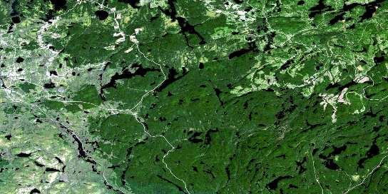 Lac Dugre Satellite Map 032B02 at 1:50,000 scale - National Topographic System of Canada (NTS) - Orthophoto