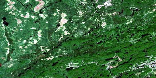 Paradis Satellite Map 032C02 at 1:50,000 scale - National Topographic System of Canada (NTS) - Orthophoto