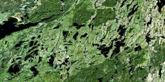 Lac Des Canots Satellite Map 032I04 at 1:50,000 scale - National Topographic System of Canada (NTS) - Orthophoto