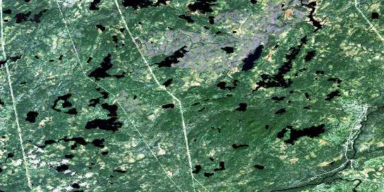 Air photo: Lac A L'Eau Noire Satellite Image map 032J03 at 1:50,000 Scale