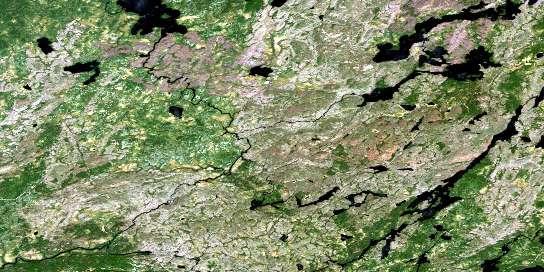 Lac Omo Satellite Map 032J04 at 1:50,000 scale - National Topographic System of Canada (NTS) - Orthophoto