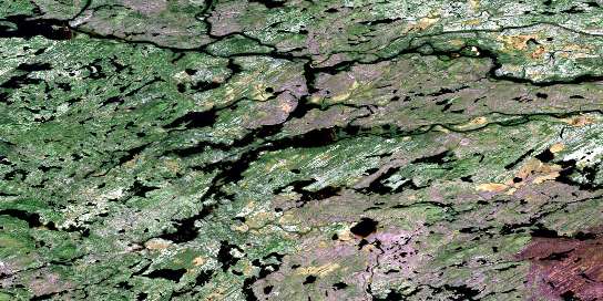 Air photo: Lac De La Maree Satellite Image map 032O16 at 1:50,000 Scale