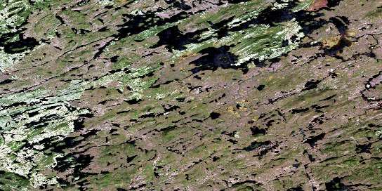 Air photo: Lac Sazinou Satellite Image map 033A12 at 1:50,000 Scale