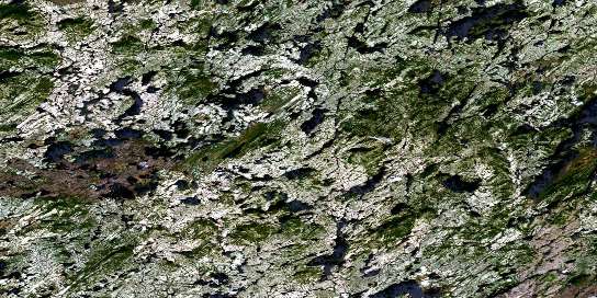 Lac Emmanuel Satellite Map 033A16 at 1:50,000 scale - National Topographic System of Canada (NTS) - Orthophoto