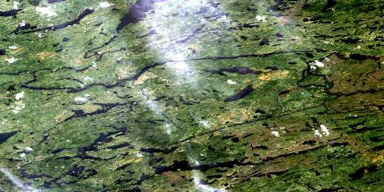 Air photo: Gorge Prosper Satellite Image map 033B02 at 1:50,000 Scale