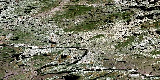 Air photo: Lac Pelletan Satellite Image map 033H04 at 1:50,000 Scale