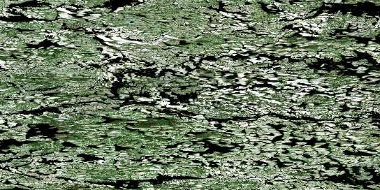 Air photo: Lac Puibarau Satellite Image map 033I13 at 1:50,000 Scale