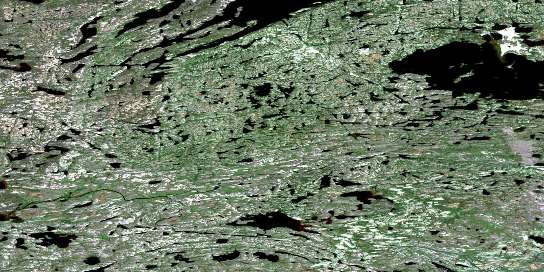 Lac Darontal Satellite Map 033L08 at 1:50,000 scale - National Topographic System of Canada (NTS) - Orthophoto
