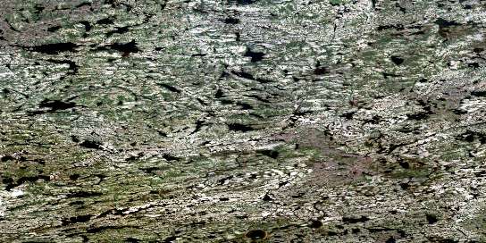 Air photo: Lac Laraire Satellite Image map 033P07 at 1:50,000 Scale