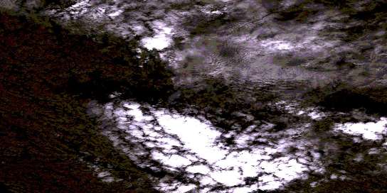 Air photo: Lac Suluppaugalik Satellite Image map 034H16 at 1:50,000 Scale