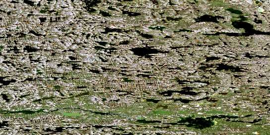 Air photo: Lac Igavavvik Satellite Image map 034K10 at 1:50,000 Scale