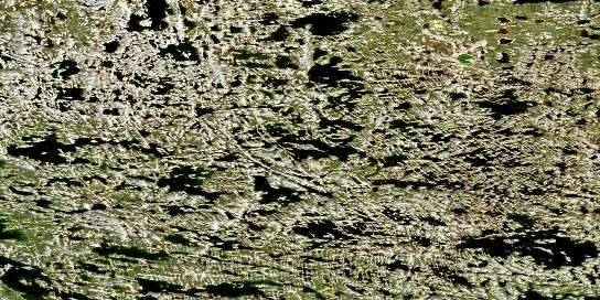 Lac Siegfried Satellite Map 034N10 at 1:50,000 scale - National Topographic System of Canada (NTS) - Orthophoto