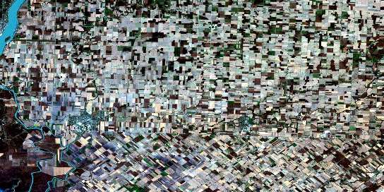 Air photo: Wallaceburg Satellite Image map 040J09 at 1:50,000 Scale