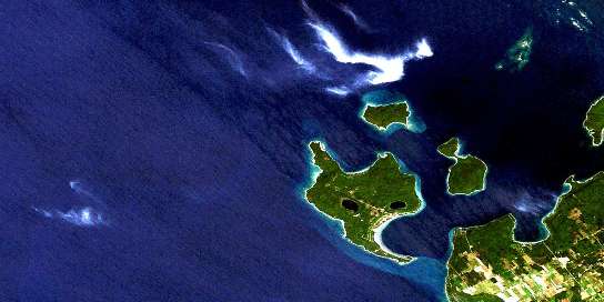 Christian Island Satellite Map 041A16 at 1:50,000 scale - National Topographic System of Canada (NTS) - Orthophoto