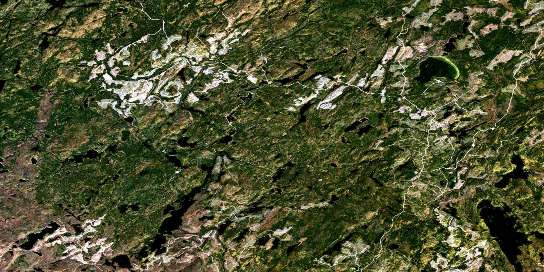 Kwinkwaga Lake Satellite Map 042C14 at 1:50,000 scale - National Topographic System of Canada (NTS) - Orthophoto