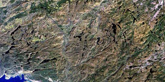 Air photo: Goodchild Lake Satellite Image map 042D16 at 1:50,000 Scale
