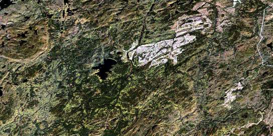 Vein Lake Satellite Map 042E01 at 1:50,000 scale - National Topographic System of Canada (NTS) - Orthophoto