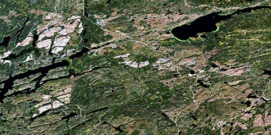 Pagwachuan Lake Satellite Map 042E09 at 1:50,000 scale - National Topographic System of Canada (NTS) - Orthophoto